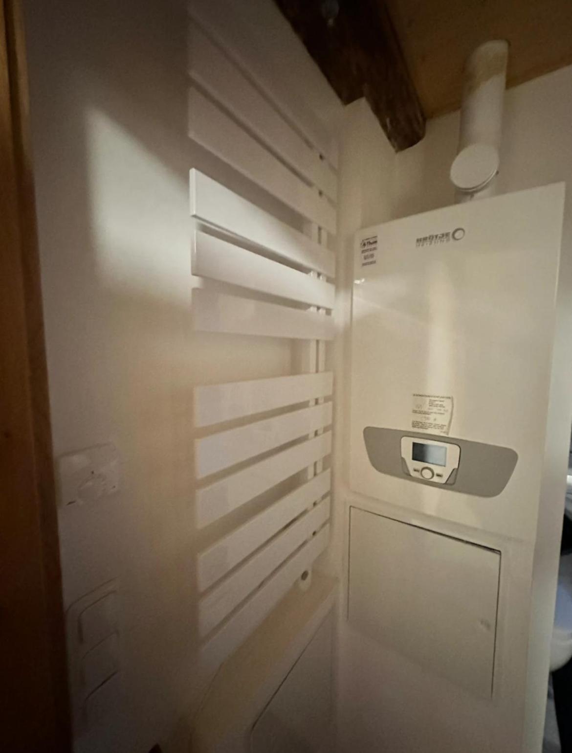 Exklusive Maisonetten Wohnung Mit Gartenzugang เอาก์สเบิร์ก ภายนอก รูปภาพ